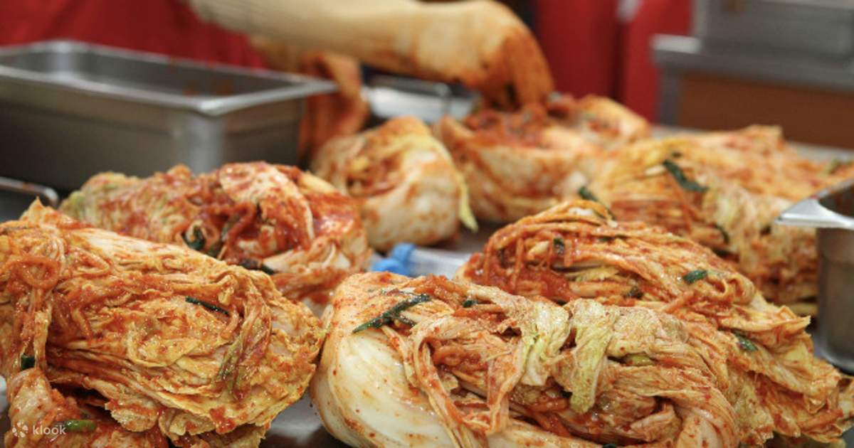 Back Through the Seoul History: Kimchi Experience Tour from Seoul ...